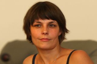 Kam zmizela hvězda Rodinných pout: Visnerová bojovala o život svých dětí, vzala si produkčního - Médium.cz