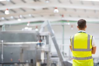 Jste nakažení? Nevadí, pracujte. Část firem vyzývá lidi k porušování pravidel - Seznam Zprávy