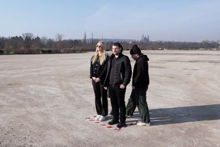 Kolik lidí bylo na Letné? Zkusili jsme vlastní experiment - Novinky