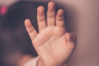 V Česku se loni narodilo nejméně dětí v historii - Novinky