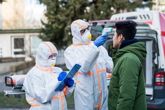 Virus šířící se Asií, na který neexistuje žádný lék, má první oběti