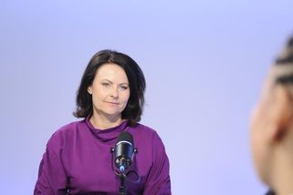 „Zapomínáme na jednu klíčovou věc.“ Známá ekonomka radí, jak zkrotit ceny na pumpách