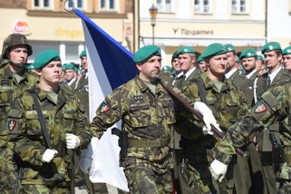 Kdo se připravuje na válku, není válečný štváč! To...