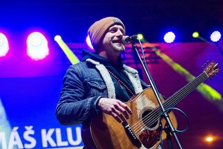 Lidé ve 20 zemích včetně Česka sledovali benefiční koncert pro Ukrajinu - Novinky