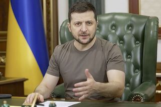 Zelenskyj žádá NATO o stíhačky a tanky na osvobození Mariupolu - Novinky