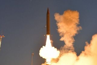 Česko by se íránským raketám neubránilo. Čeká se na Patriot