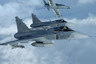 Možná konečně úspěch pro švédské JAS-39 Gripen – co umí by mohly letouny předvést na Ukrajině, jejíž piloti už s nimi umí