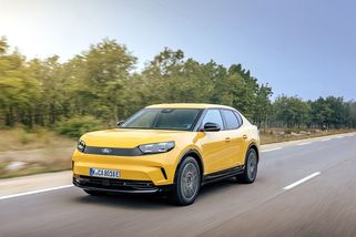 Opravdový návrat legendy? Poprvé za volantem nového Fordu Capri - Novinky