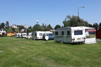 Kemp na Klatovsku vzkazuje zastupiteli Prahy 13: Už k nám nikdy nejezděte