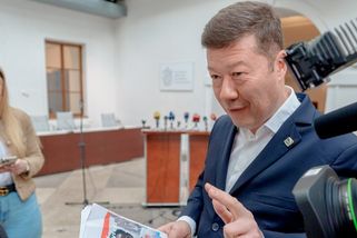 „Extremistická SPD,“ píše německá tajná služba. V Česku se kvůli tomu hnutí soudí — HlídacíPes.org