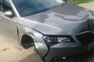 Superb nejdříve jako totálka, později jako krásná ojetina po doktorovi. Nadšenci loví nefér prodejce