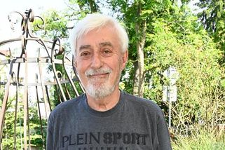 „Ministr kultury je všivák a klidně mu to řeknu do očí,“ říká rozhořčeně Jan Rosák