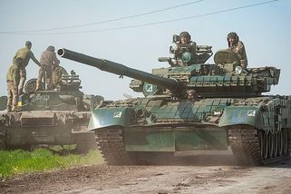 Ruští vojáci se odmítají kvůli ztrátám zapojovat d...