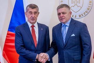 Za Evropu suverénních národů, věříme v mírovou budoucnost, zní návrh úmluvy mezi Babišem a Ficem