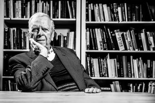 Výzvu umělců na podporu premiéra Petra Fialy podep...