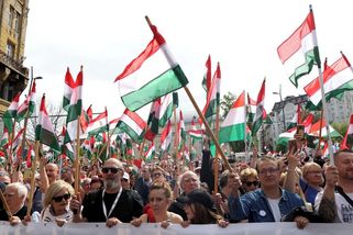 Orbánův volební systém: Zvýhodňuje velké strany a poprvé se může obrátit proti němu