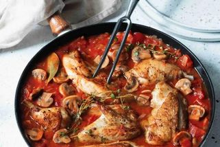 Znáte Napoleonovo vítězné kuře? Recept z bojiště, který se vaří už přes 200 let