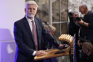 Pavlovi lidé přes víkend poslali miliony - Seznam Zprávy