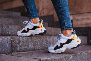 Top 20 párů: Tenisky s animákem nebo návrh od Beyoncé - Proženy.cz