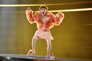 Eurovizi vyhrál Švýcar Nemo. Češi poslali nejvíce hlasů Ukrajině a Izraeli - Novinky