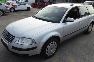 V Rakousku se s rychlými řidiči nemažou, klidně jim zabaví a prodají auto. Jedno takové se zrovna dražilo - Garáž.cz