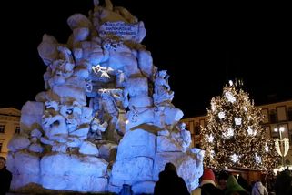 Svařák 60 korun, bramborák i 250. Evropské hlavní město Vánoc podražilo - Seznam Zprávy