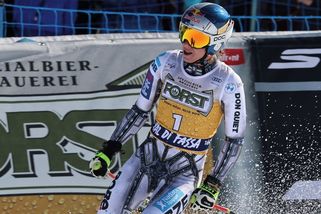 Ledecká vyrazila do salonu, výsledek se jí náramně líbil - Sport.cz