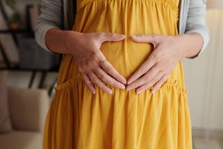 Porodnost v Česku prudce klesá - Novinky