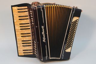 Zemřel Jim Čert. Trpěl stínem placené spolupráce se Státní bezpečností, přestože se omluvil - Médium.cz