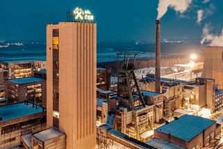 VIDEO: Horníci vypískali Petra Pavla když se zavřel Důl ČSM. „Škoda toho bohatství, co tady zůstalo“ - Echo24.cz