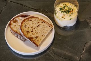 Snídaně jako pro prezidenta: Vejce do skla podle receptu od Masaryka. Ochutnejte kousek historie u ranní kávy