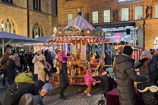 I ten nejmenší vánoční trh v Německu je za betonovými zátarasy. Jako v Ambergu