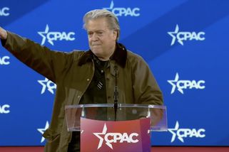 Trump bude prezident i po roce 2028. Máme plán, říká jeho exporadce Bannon - Seznam Zprávy