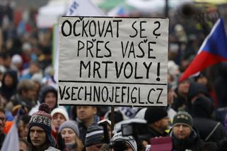 Kdo rozhodne, co je dezinformace? ptá se Benešová. Zákon nechystá - Seznam Zprávy