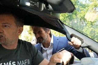 Video: Pěsti a kopance. Matovič se popral s Kaliňákem - Seznam Zprávy