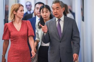 Peking–Brusel na bodě mrazu. Čína zkrátila summit s EU: „Nepřipustíme porážku Ruska“ - Echo24.cz