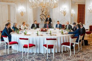 Na Hradě prý byla špatná akustika a celé je to bouda. ANO už neví kudy kam - Novinky