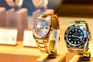 Sto procent za dva roky je minulostí. Bublina na trhu s hodinkami splaskla - Seznam Zprávy