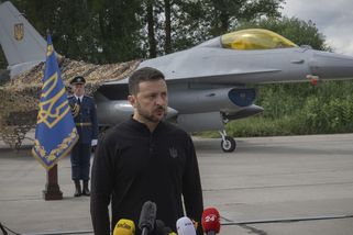 První kontakt? Rusové tvrdí, že viděli letouny F-16 nad Kachovkou - Novinky