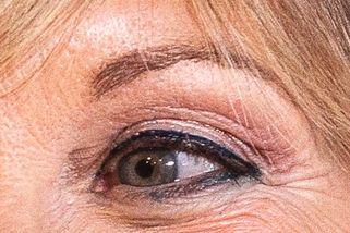 Je jí 70, vypadá na 40. Má plastiky, nebo je hříčkou přírody? Slavná herečka klame tělem | Kdo to je?