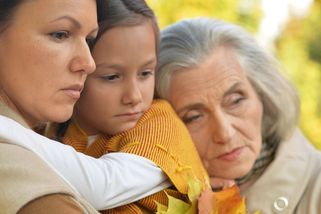 Neříkejte, že děda usnul. Jak s dětmi mluvit o smrti? - Proženy.cz