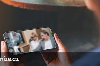 Poplatky za televizi a rozhlas stoupnou. Zaplatíme i za mobil