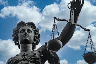 Tomáš Sokol: Advokátní komora není žádná mafie. Urážky do ní nepatří — HlídacíPes.org