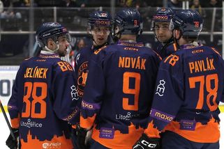 Jihlava schytala doma výprask, padl také Zlín. Obě semifinále jsou tak vyrovnána - Sport.cz