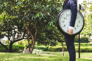 Změna času 2026: Současná pravidla letos končí. Co bude dál?