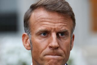 Rusko je predátor, nebuďte naivní, varuje Evropany Macron - Novinky