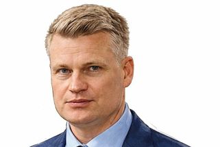 Kdo si ještě kopne do Filipa Turka? Mě ale zajímá jediné: jestli budu moct jezdit normálním autem - Médium.cz