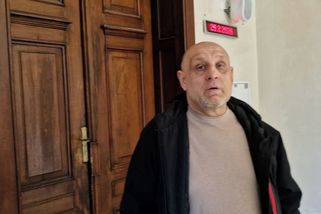 Řidič v Brně se pohádal s cyklistou a pak jej srazil na chodníku. Jen jsem parkoval, hájil se u soudu - Novinky