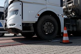 Na kontrole se silniční inspekcí. Odmítnout vážení se řidiči nevyplatí, varuje hlídka - Novinky