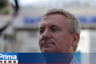 Mynář má strach. Během brífinku si nacvičoval, co řekne vyšetřovatelům, zní z opozice